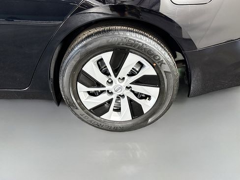 Used 2025 Nissan Altima 2.5 S image 37