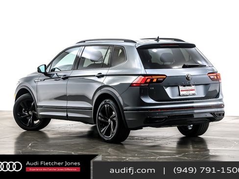 Used 2023 Volkswagen Tiguan SE R-Line image 13