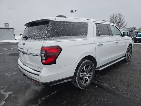 Used 2022 Ford Expedition Max Limited AWD/4WD image 3