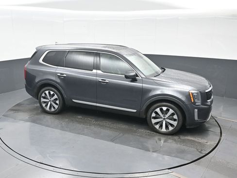 Used 2022 Kia Telluride S AWD/4WD image 23