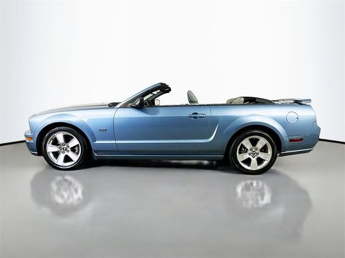 Used 2006 Ford Mustang GT Premium image 4