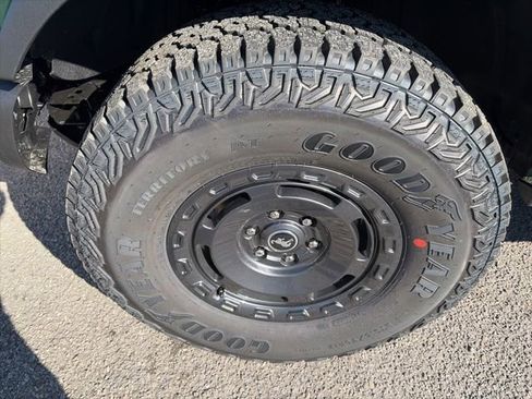 New 2025 Ford Bronco Badlands w/ Sasquatch Package image 10