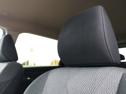 Used 2024 Nissan Rogue SV FWD image 15