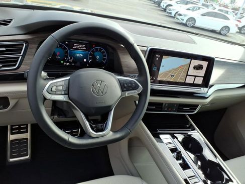 New 2026 Volkswagen Atlas SEL Premium R-Line AWD/4WD image 8