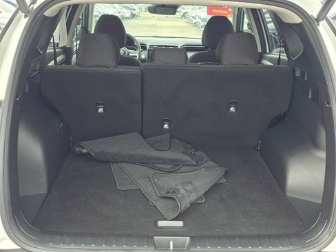 Used 2023 Hyundai Tucson SEL FWD image 12