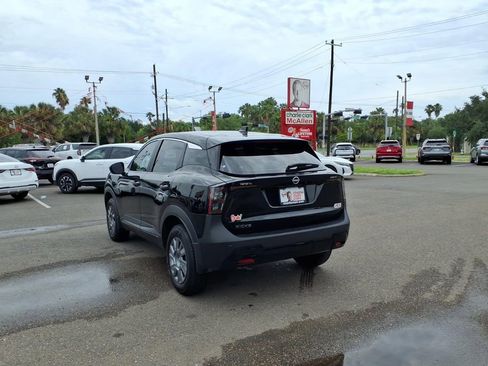 Used 2026 Nissan Kicks S FWD image 3