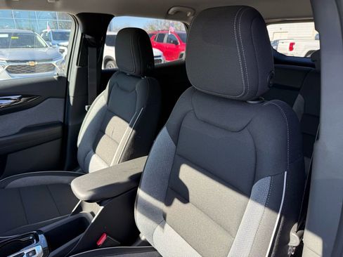 New 2026 Chevrolet TrailBlazer LT w/ Convenience Package FWD image 15