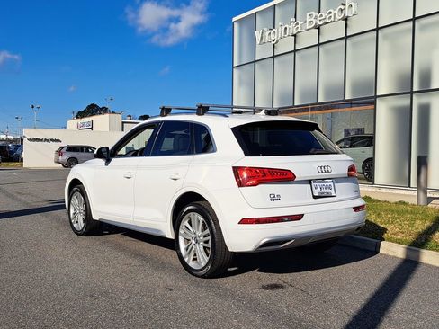 Used 2020 Audi Q5 2.0T Premium Plus w/ Premium Plus Package image 4
