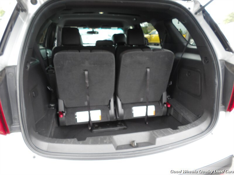 Used 2015 Ford Explorer XLT w/ Equipment Group 202B FWD image 20