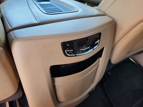 Used 2020 Cadillac Escalade ESV Platinum AWD/4WD image 15