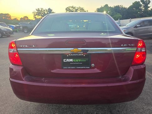 Used 2005 Chevrolet Malibu LS image 12