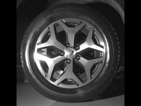 Used 2023 Subaru Forester Premium AWD/4WD image 9