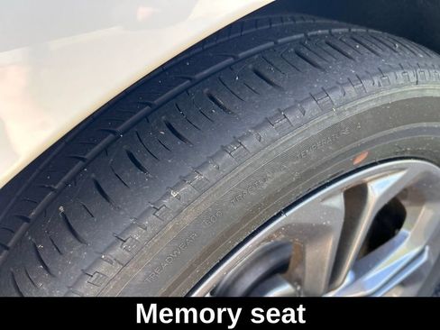 Used 2024 Honda Accord EX-L image 14