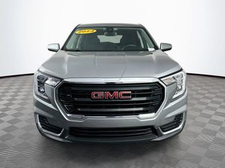 Used 2024 GMC Terrain SLE FWD video 3