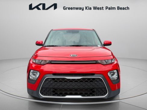 Certified 2021 Kia Soul LX FWD image 2