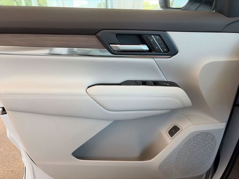 New 2026 GMC Terrain Denali AWD/4WD image 29