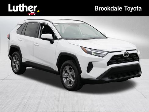 Certified 2025 Toyota RAV4 XLE AWD/4WD image 1