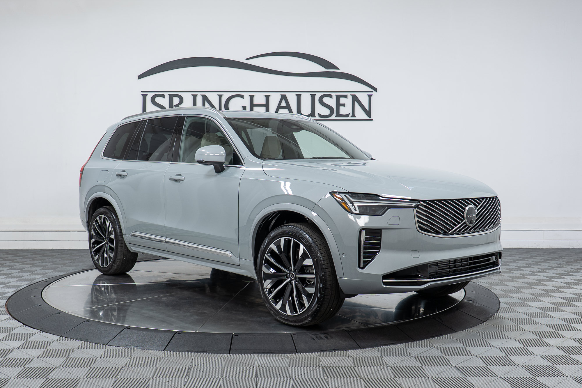 New 2026 Volvo XC90 T8 Plus w/ Protection Package Premier AWD/4WD image 3