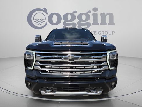 New 2026 Chevrolet Silverado 3500 High Country w/ High Country Premium Package AWD/4WD image 8