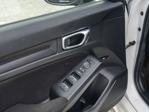 Used 2024 Honda Civic Sport image 29