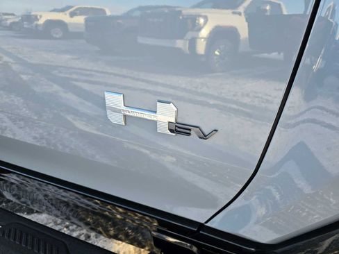 New 2025 GMC Hummer EV 3X image 10