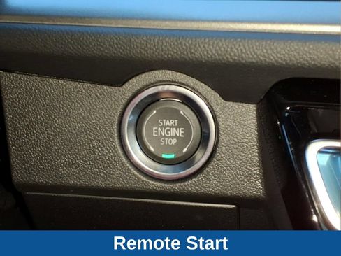 New 2026 Chevrolet Traverse LT w/ Driver Confidence Package FWD image 9