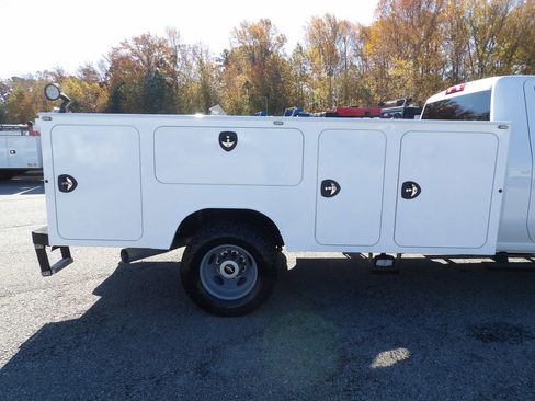 Used 2022 Chevrolet Silverado 3500 W/T w/ WT Fleet Convenience Package AWD/4WD image 43