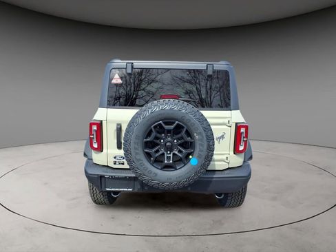 New 2026 Ford Bronco Badlands image 7