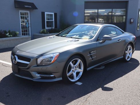 Used 2013 Mercedes-Benz SL 550 image 2
