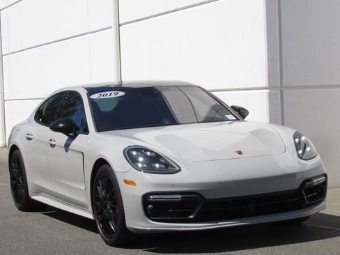 Used 2019 Porsche Panamera Turbo AWD/4WD image 2