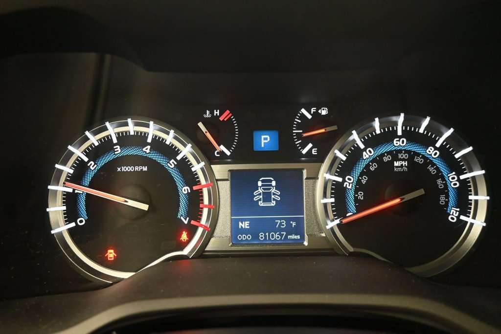 Used 2017 Toyota 4Runner Limited AWD/4WD image 19