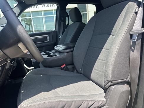 Used 2024 RAM 1500 Warlock RWD image 15
