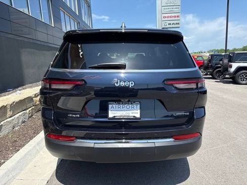 Used 2023 Jeep Grand Cherokee L Limited AWD/4WD image 4