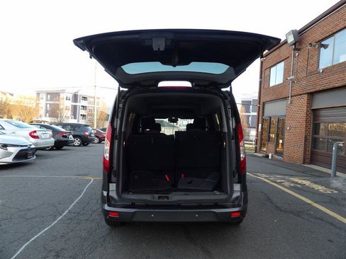 Used 2022 Ford Transit Connect XLT image 15