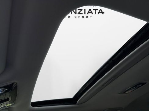 New 2025 Kia Seltos SX w/ SX Sunroof Package image 30