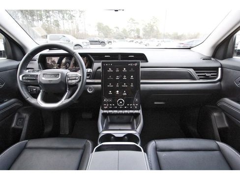 Used 2026 GMC Terrain Denali image 12