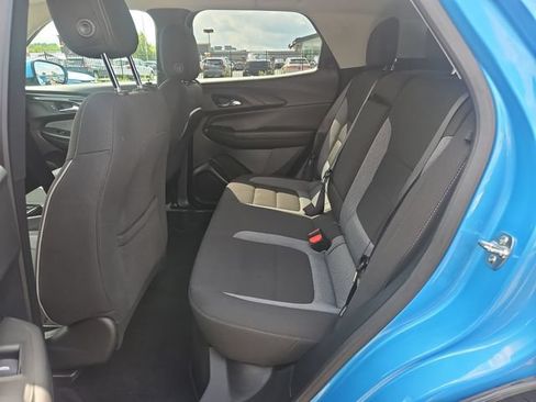 Used 2025 Chevrolet TrailBlazer LT w/ Convenience Package FWD image 25