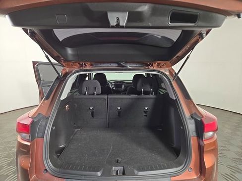 Used 2021 Chevrolet TrailBlazer LS FWD image 29