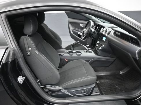 Used 2023 Ford Mustang GT RWD image 26
