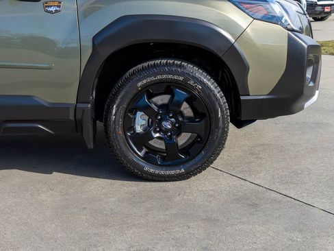 Used 2025 Subaru Forester Wilderness image 38