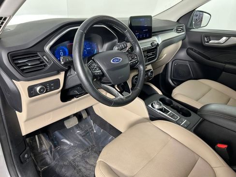 Used 2021 Ford Escape Titanium w/ Class II Trailer Tow Package image 29