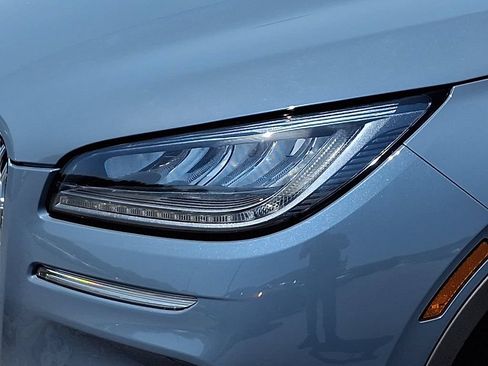 Certified 2023 Lincoln Corsair AWD w/ Equipment Group 101A image 9