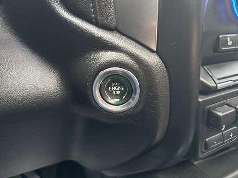 Used 2020 Chevrolet Silverado 2500 LTZ w/ LTZ Convenience Package image 23