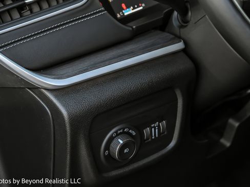 Used 2022 Jeep Grand Cherokee L Limited image 24