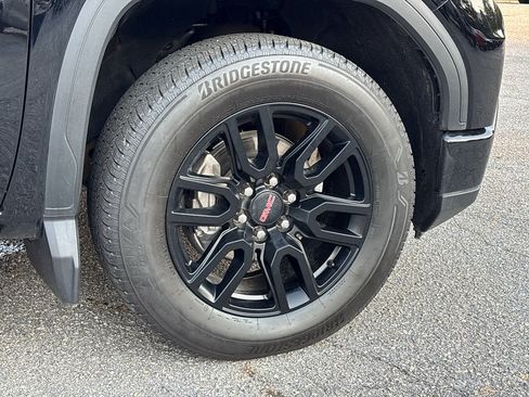 Used 2026 GMC Sierra 1500 Elevation w/ Elevation Premium Package AWD/4WD image 10