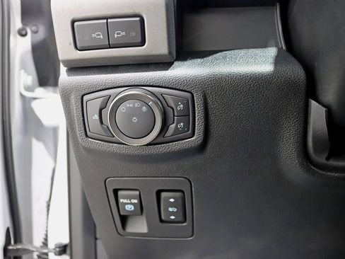 Used 2020 Ford F150 Raptor w/ Equipment Group 802A Luxury image 15