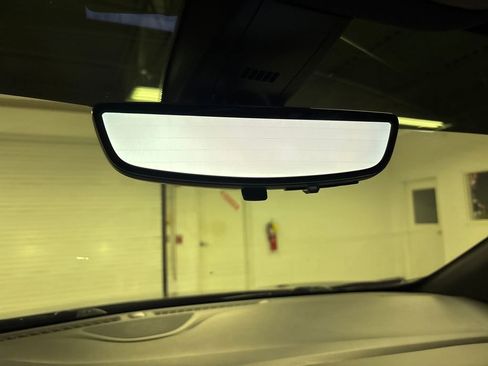 Certified 2022 Buick Enclave Avenir w/ Avenir Technology Package image 46