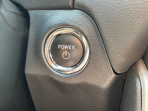 Used 2024 Toyota RAV4 SE w/ Convenience Package AWD/4WD image 28