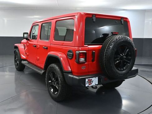 Used 2021 Jeep Wrangler Unlimited Sahara image 9