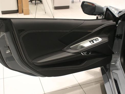 Used 2025 Chevrolet Corvette Stingray Coupe w/ Battery Protection Package image 14